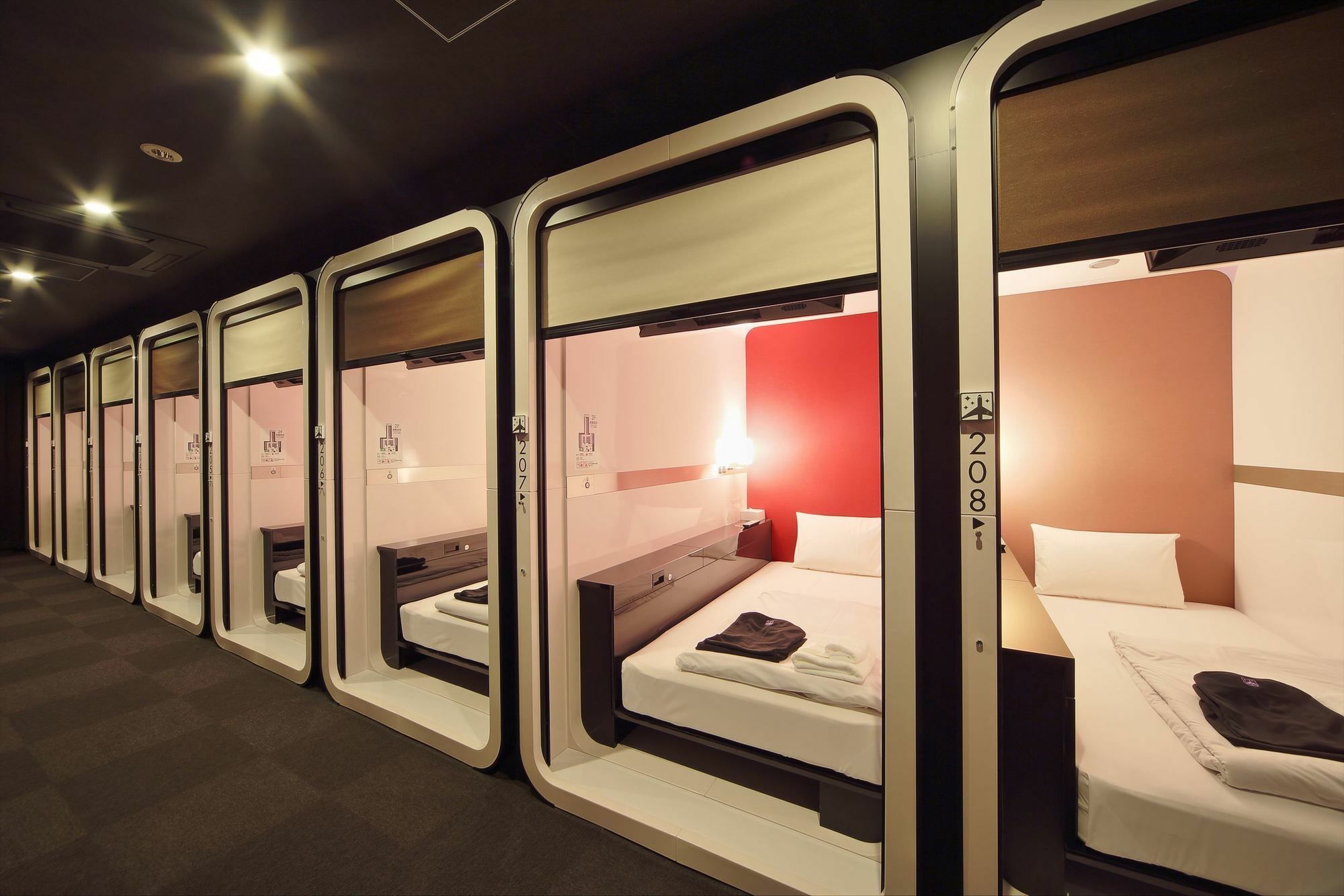 First Cabin Nishiazabu Токио Экстерьер фото